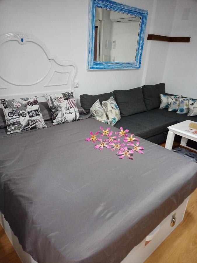 Sweet Home Benalmadena, Estudio Con Vistas Al Mar Y Excelente Conexion Wifi, Para No Fumadores, Con Piscinas, Sea Views, With Swimming Pools, Completely Renovated, Ideal For Older People, Bright With Morning Sun, No Smoking Benalmádena Exterior foto