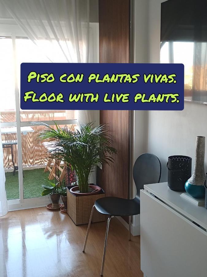 Sweet Home Benalmadena, Estudio Con Vistas Al Mar Y Excelente Conexion Wifi, Para No Fumadores, Con Piscinas, Sea Views, With Swimming Pools, Completely Renovated, Ideal For Older People, Bright With Morning Sun, No Smoking Benalmádena Exterior foto